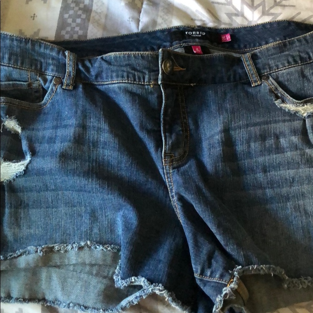 Torrid shorts size 24